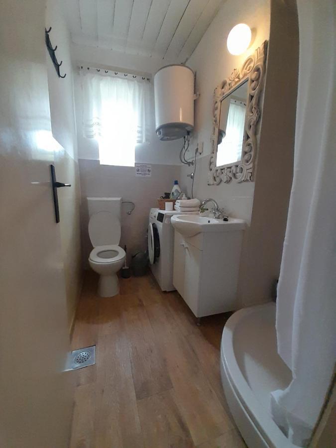Dida Roko, Rustikalni Apartman S Terasom Kaštela Extérieur photo
