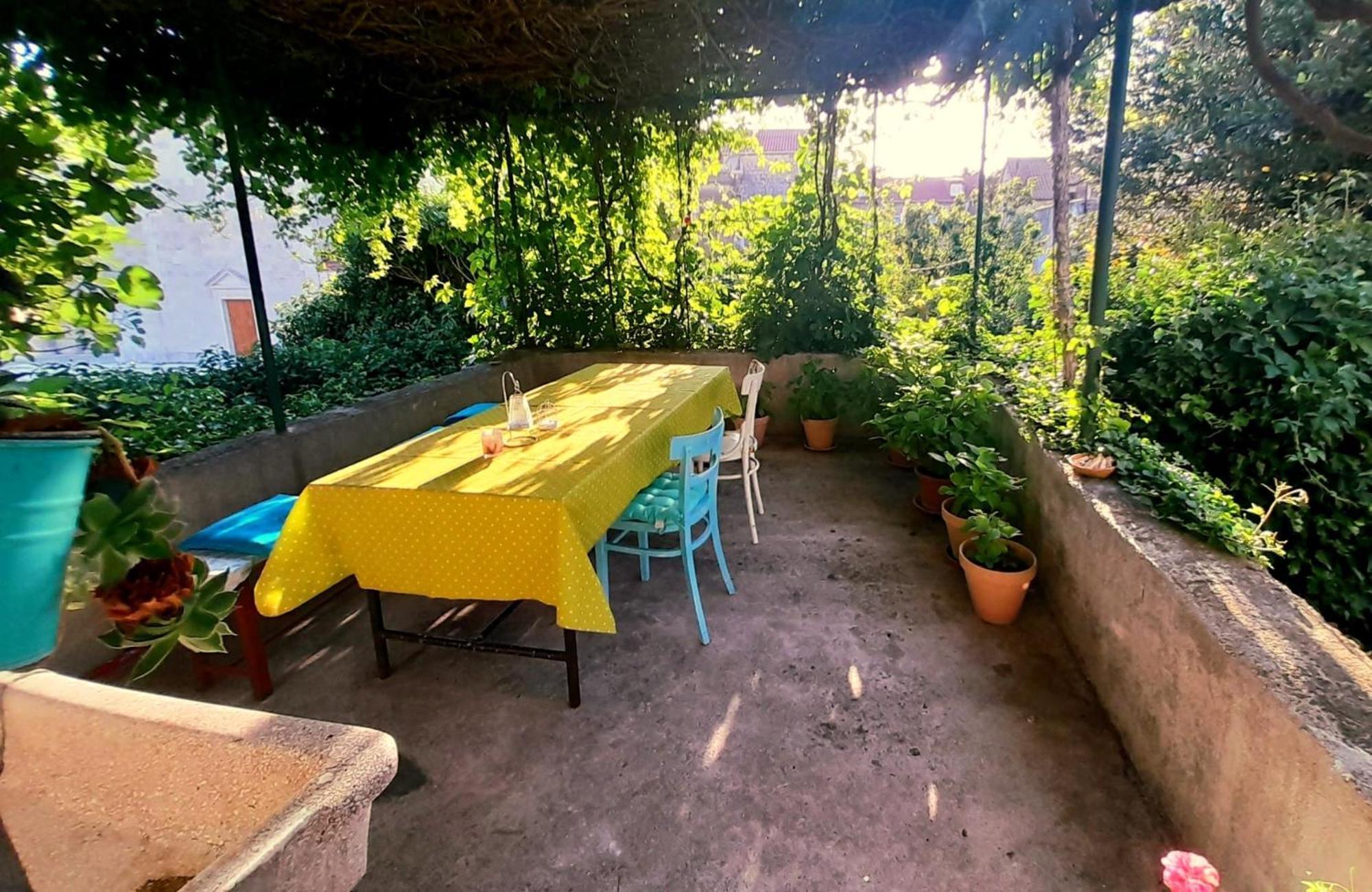 Dida Roko, Rustikalni Apartman S Terasom Kaštela Extérieur photo