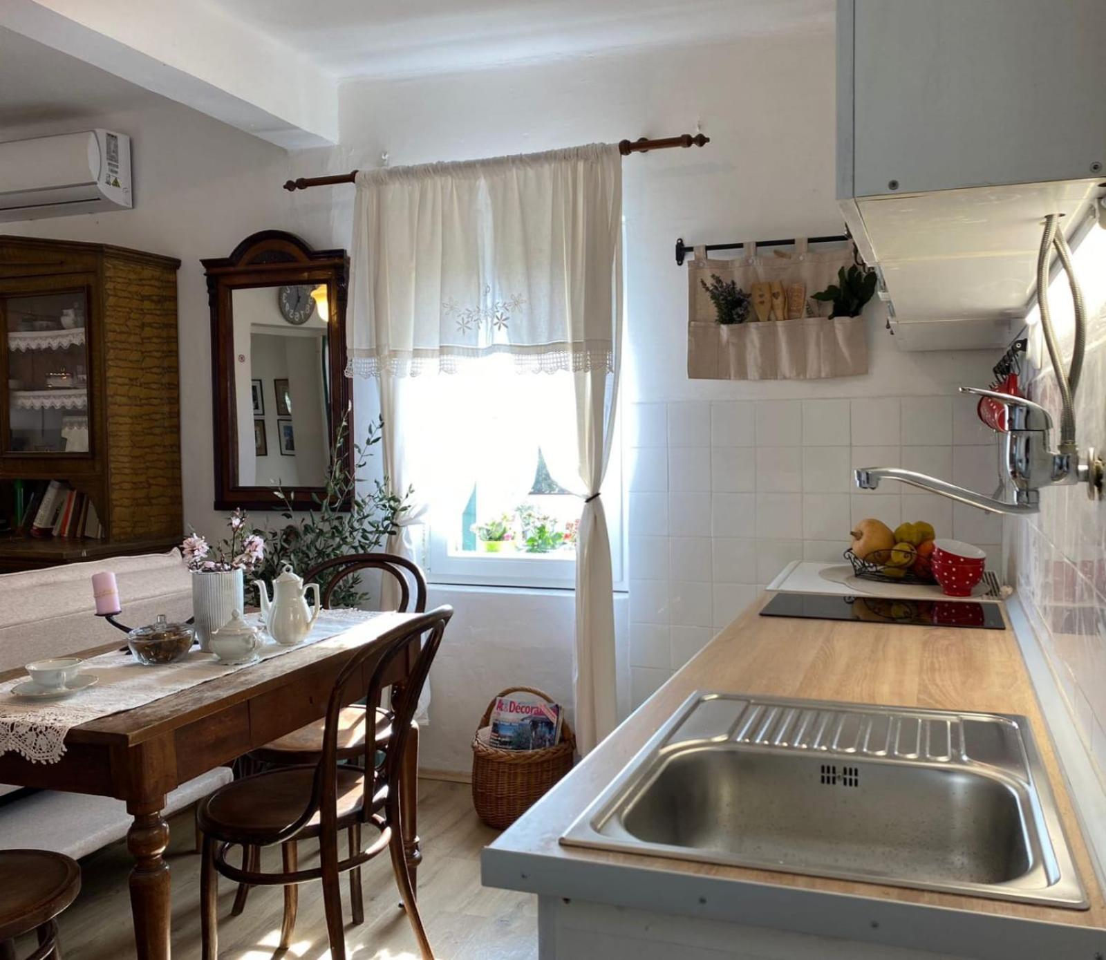 Dida Roko, Rustikalni Apartman S Terasom Kaštela Extérieur photo